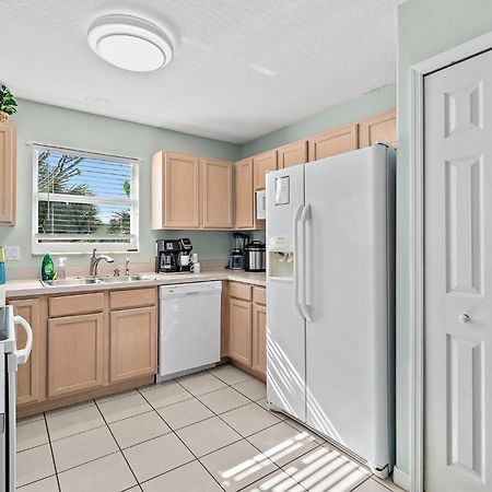 Surfside Paradise Retreat - 3Br And 2Ba Duplex, Grill, Dog Friendly - Close To The Beach! Melbourne Exterior foto