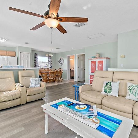 Surfside Paradise Retreat - 3Br And 2Ba Duplex, Grill, Dog Friendly - Close To The Beach! Melbourne Exterior foto