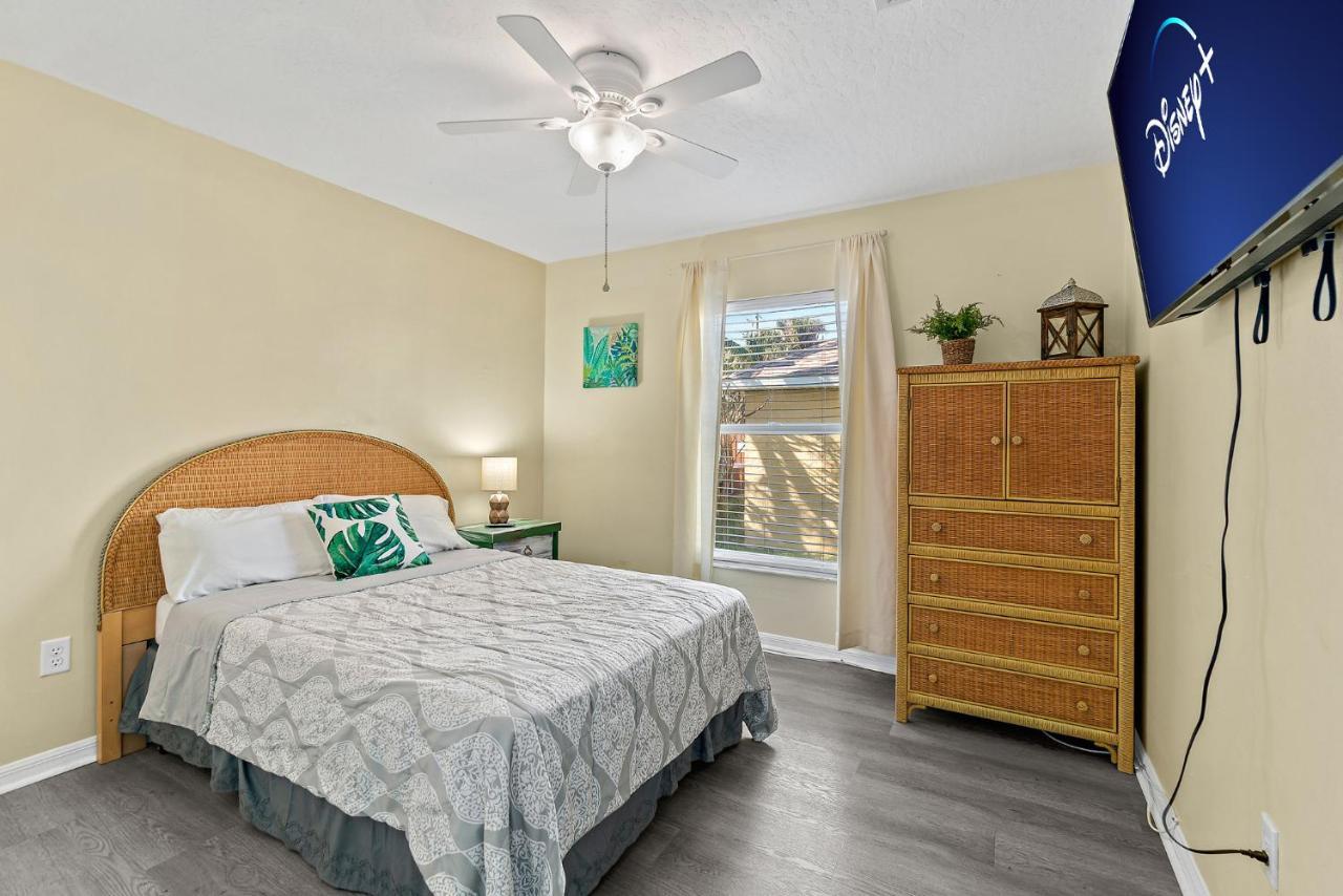 Surfside Paradise Retreat - 3Br And 2Ba Duplex, Grill, Dog Friendly - Close To The Beach! Melbourne Exterior foto