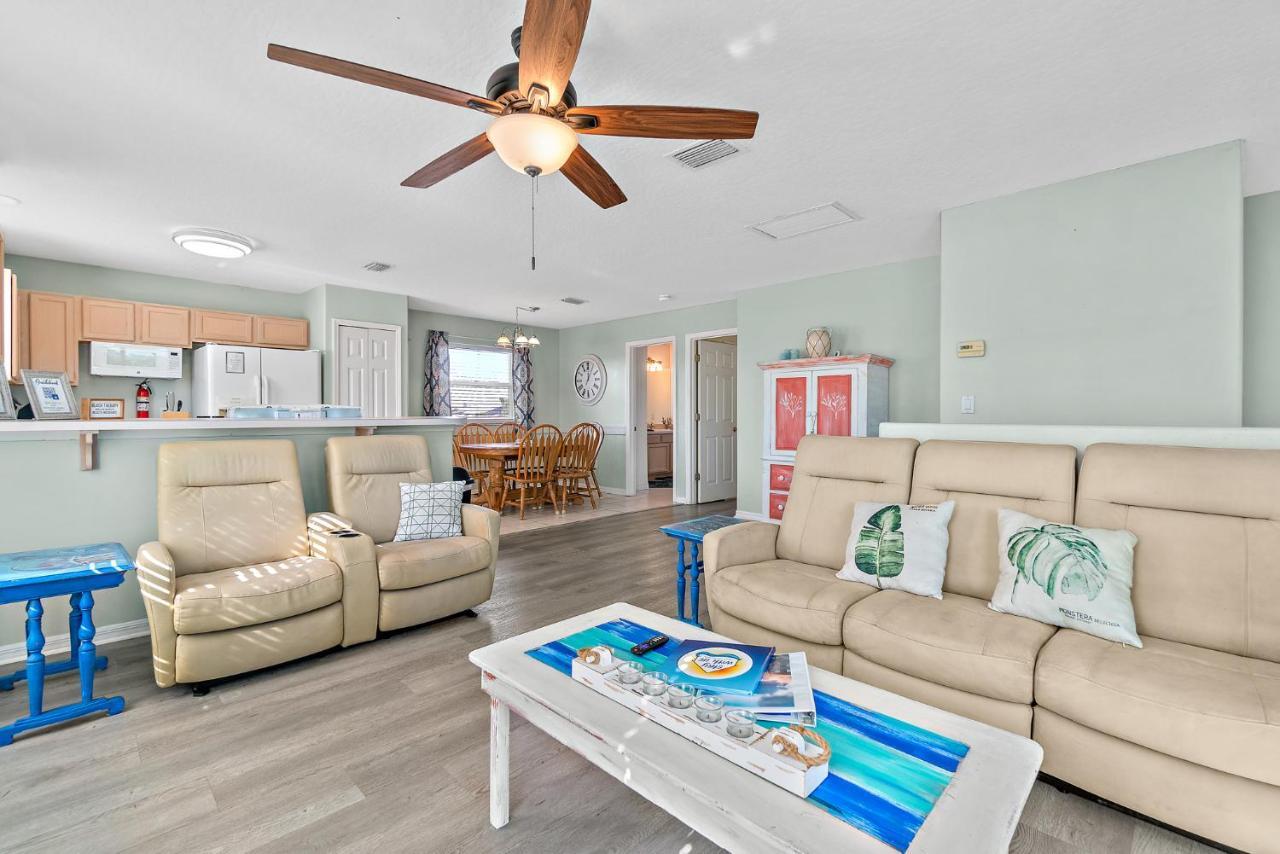 Surfside Paradise Retreat - 3Br And 2Ba Duplex, Grill, Dog Friendly - Close To The Beach! Melbourne Exterior foto